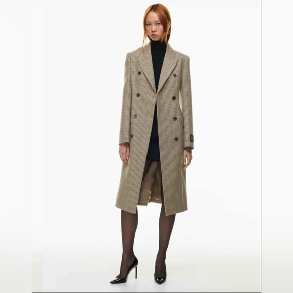 Aritzia Babaton Figure Coat - Picture 2 of 4